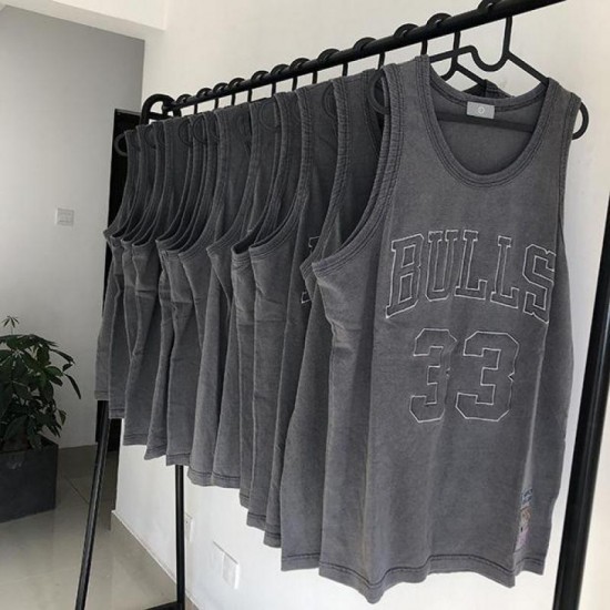 Men's Tank Tops Washed Old Retro Sleeveless Basketball Sports Vest Male Bulls Letter 33 Printing Loose Oversized Outdoor Fitness Running