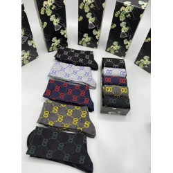 2021 designer men's and women's socks eight luxury sports four seasons letter printing brand cotton men women garter box set gift