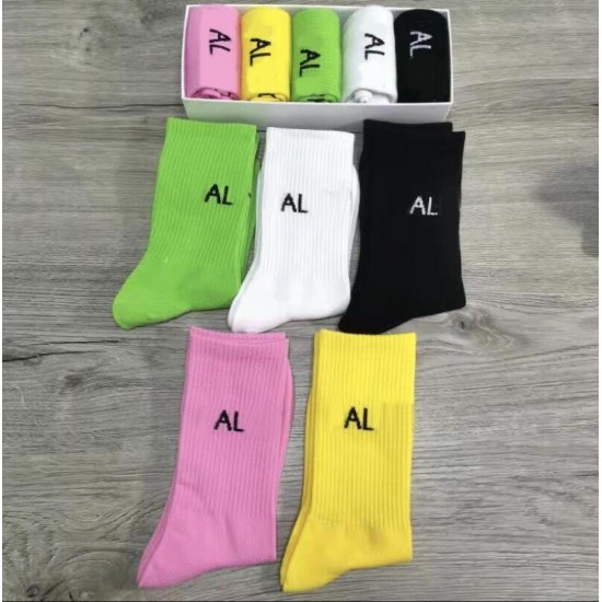 21fw Mens Women Designer Long Socks With Letters High Quality Men Womens Stockings One Box 5 Pieces Sports Socks Casual Sock 2 Styles